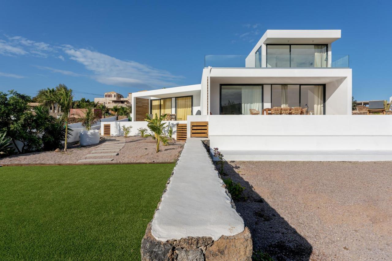 Villa Elena, Luxery Villa With Swimming Pool! ラハレス エクステリア 写真